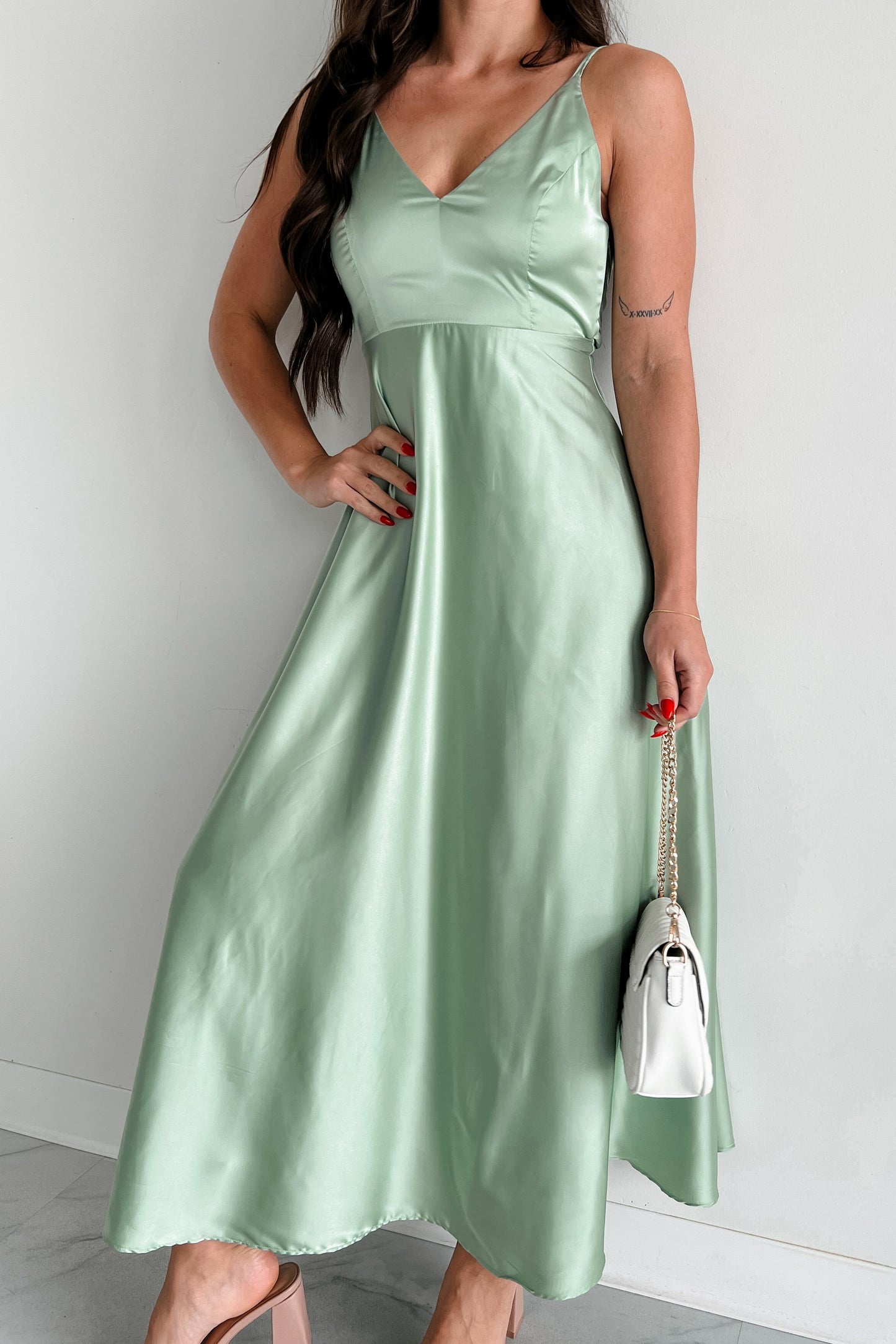 Luxurious Poise Satin Midi Dress (Pastel Sage)