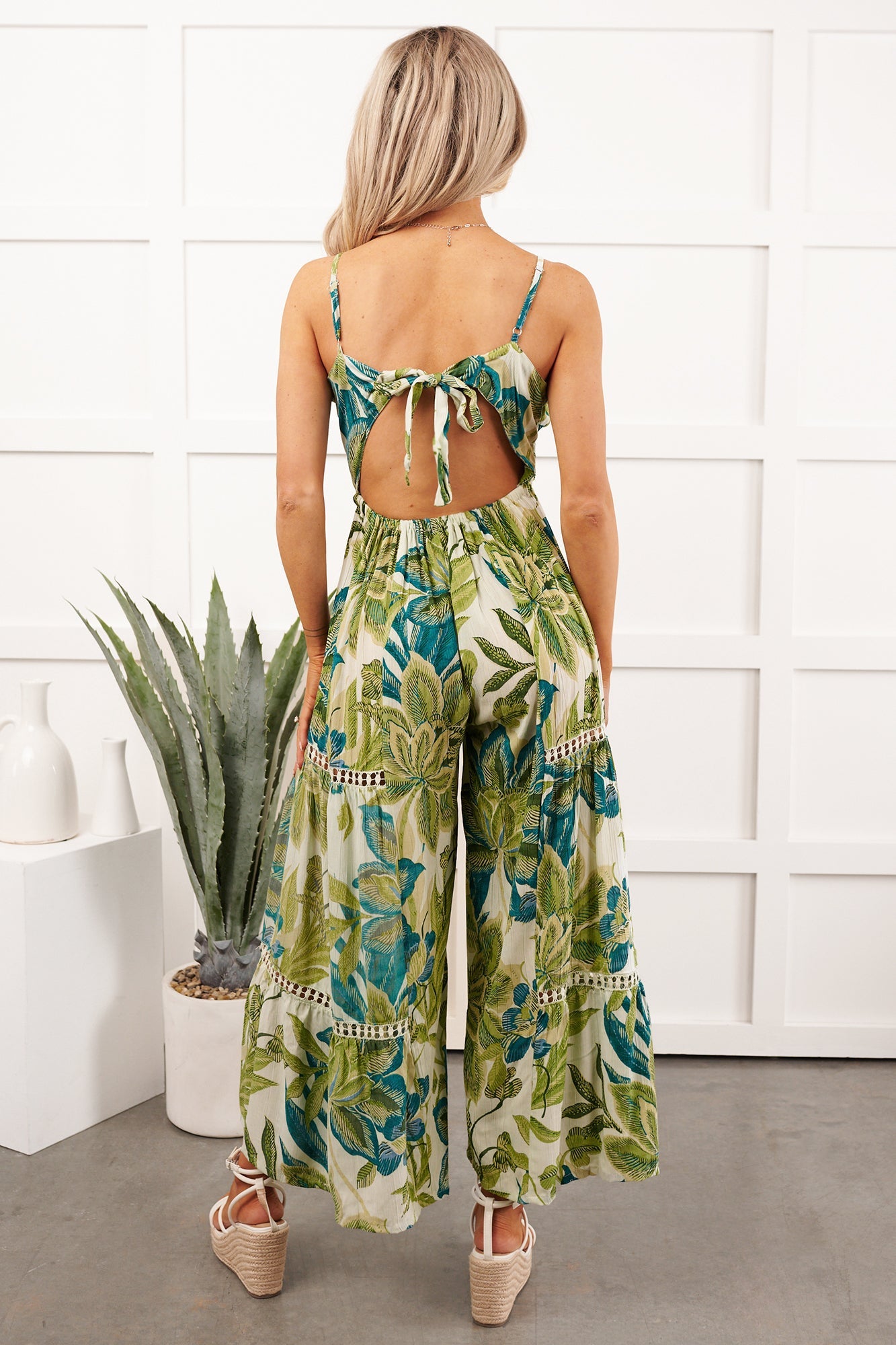 Island Flirt Open Back Floral Jumpsuit (Ivory/Green)
