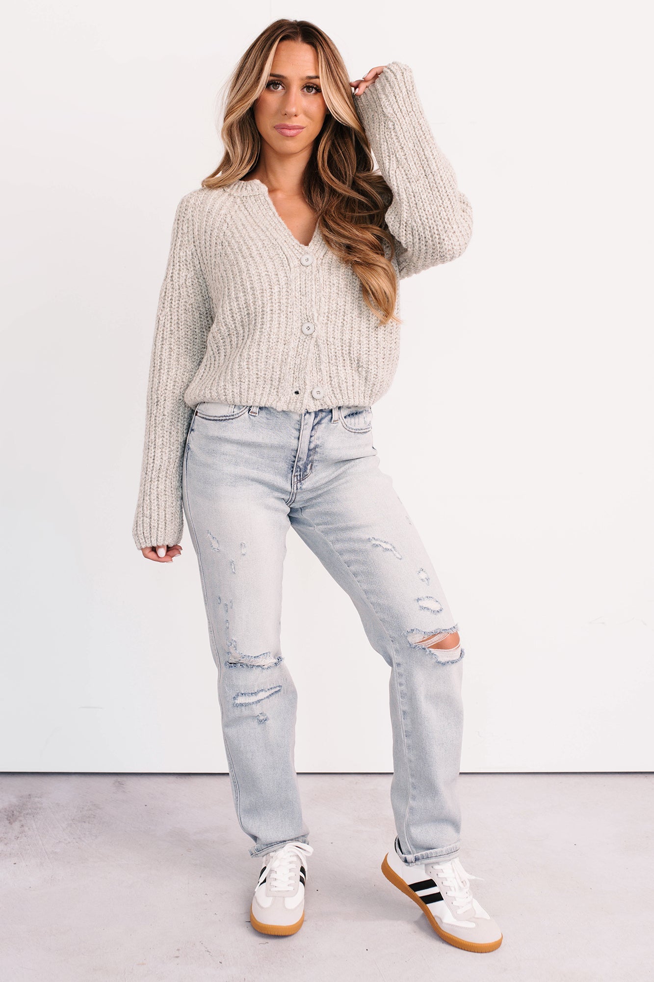 Meadow Mid Rise Judy Blue Boyfriend Jeans (Light)