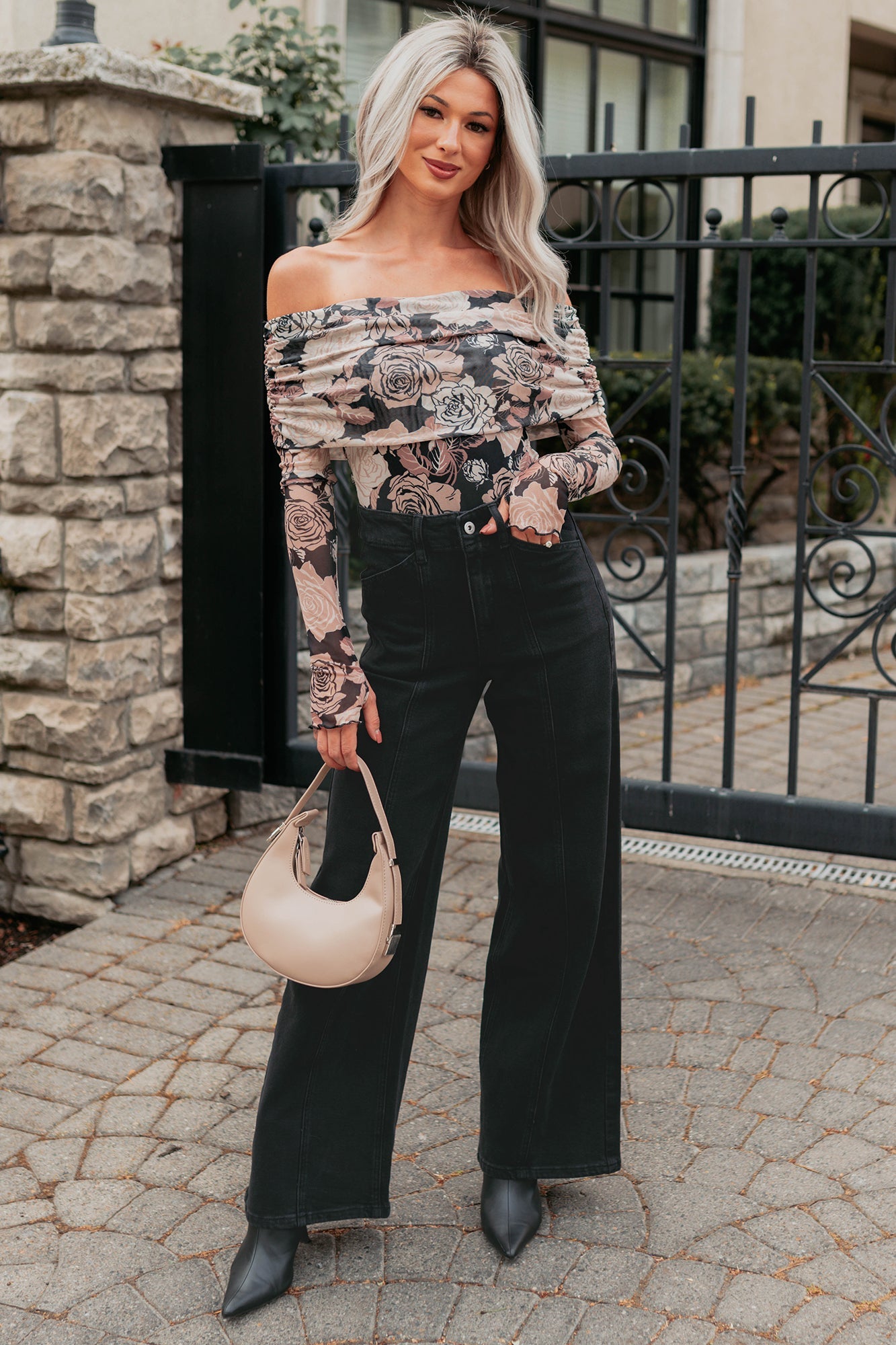 Nelson High Rise Wide Leg Mica Denim Jeans (Black)