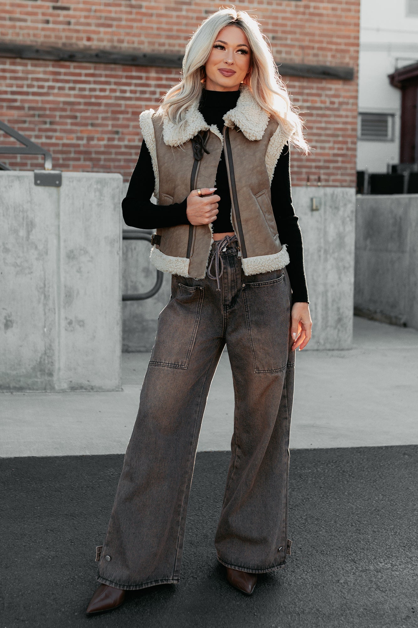 Hattie Wide Leg Washed Very J Jeans (Brown)