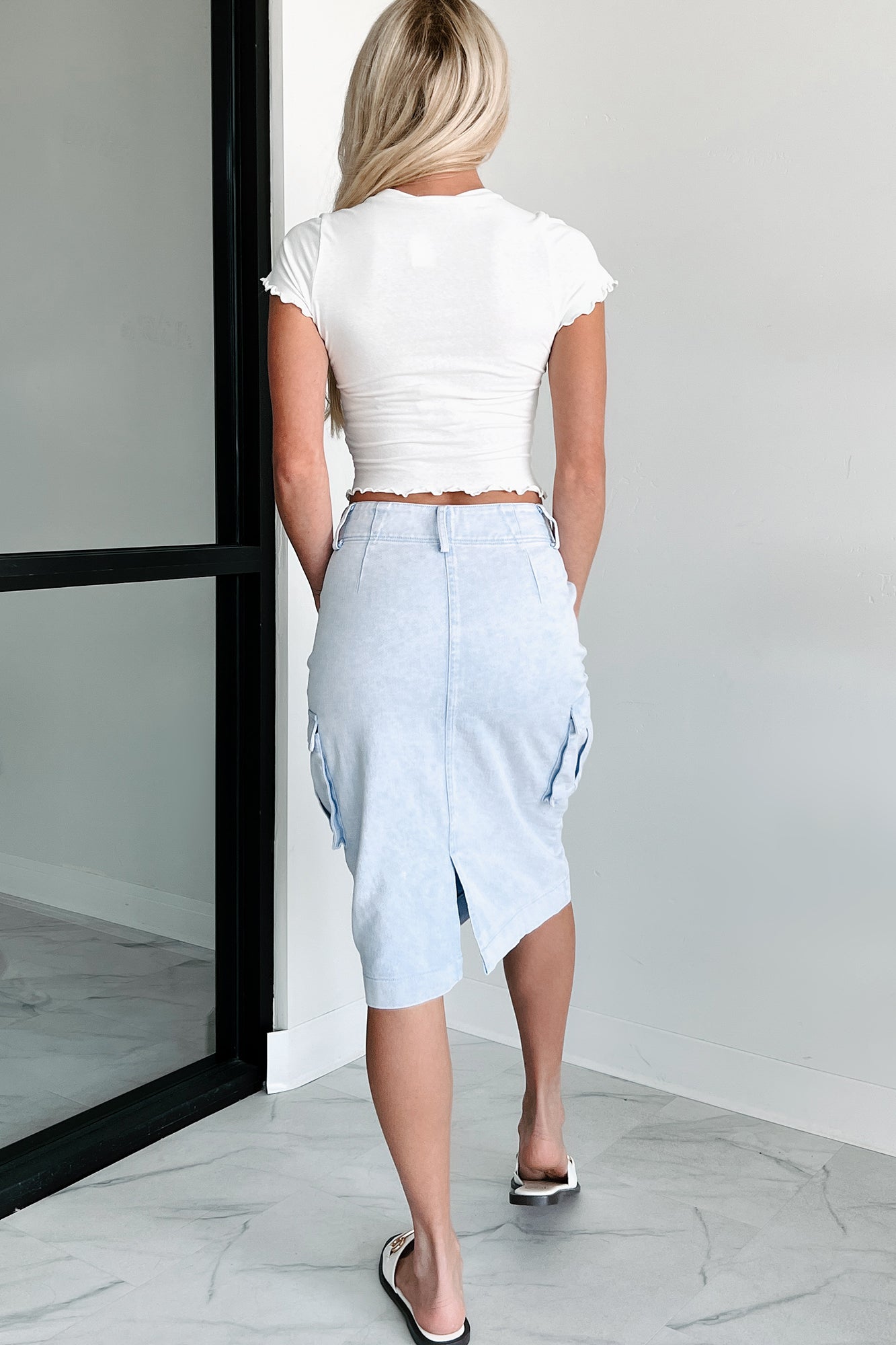 Cherry Kisses Graphic Crop Tee (Ivory)