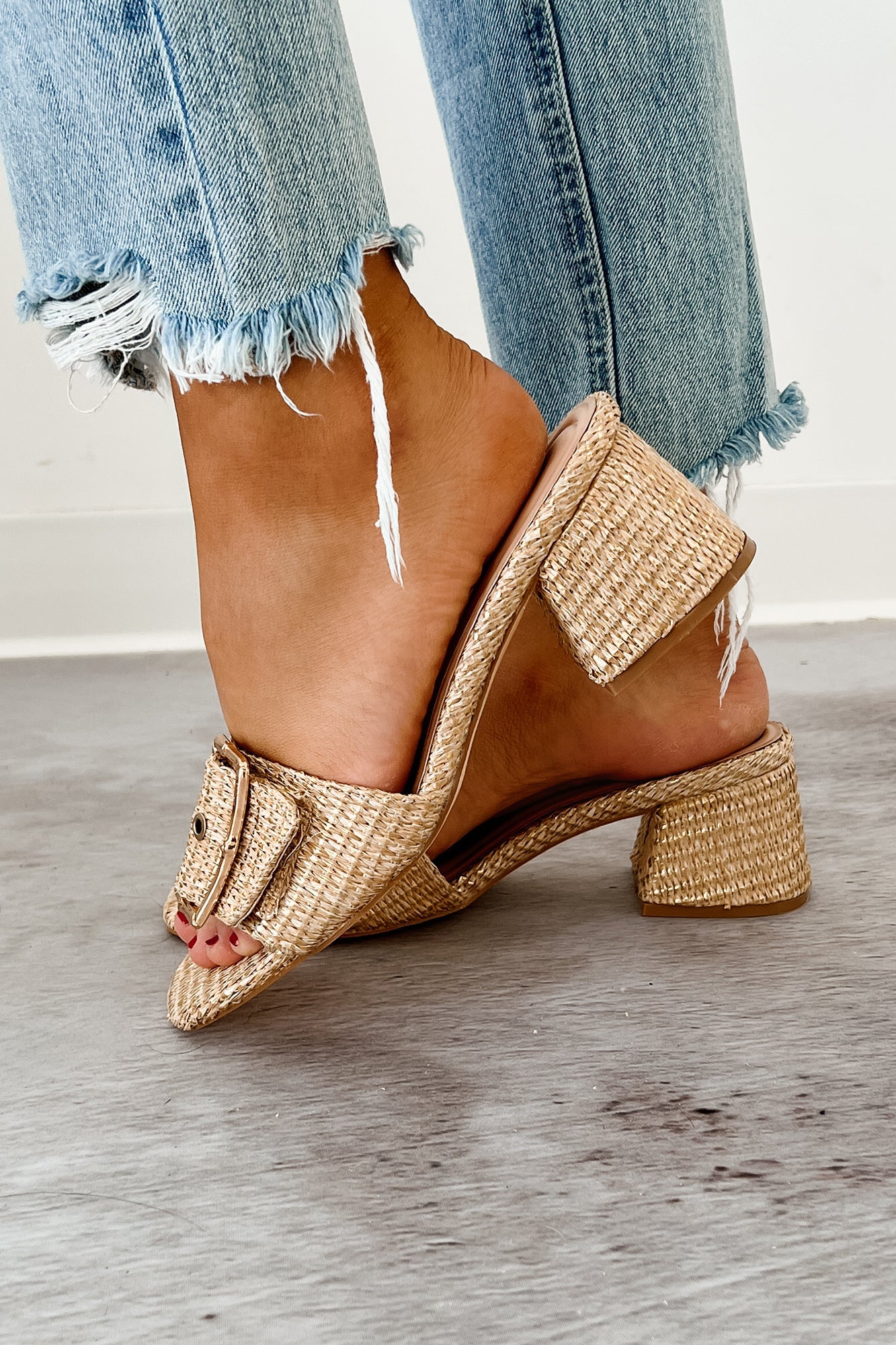 Charming Essence Raffia Buckle Strap Heel (Gold)