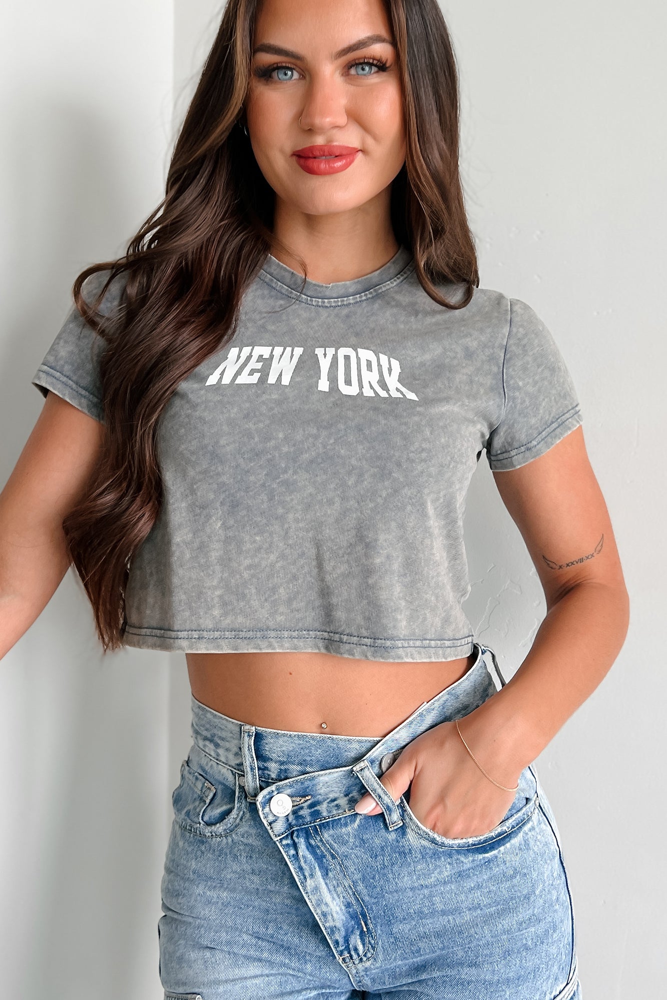 New York Niceties Graphic Crop Tee (Washed Navy)