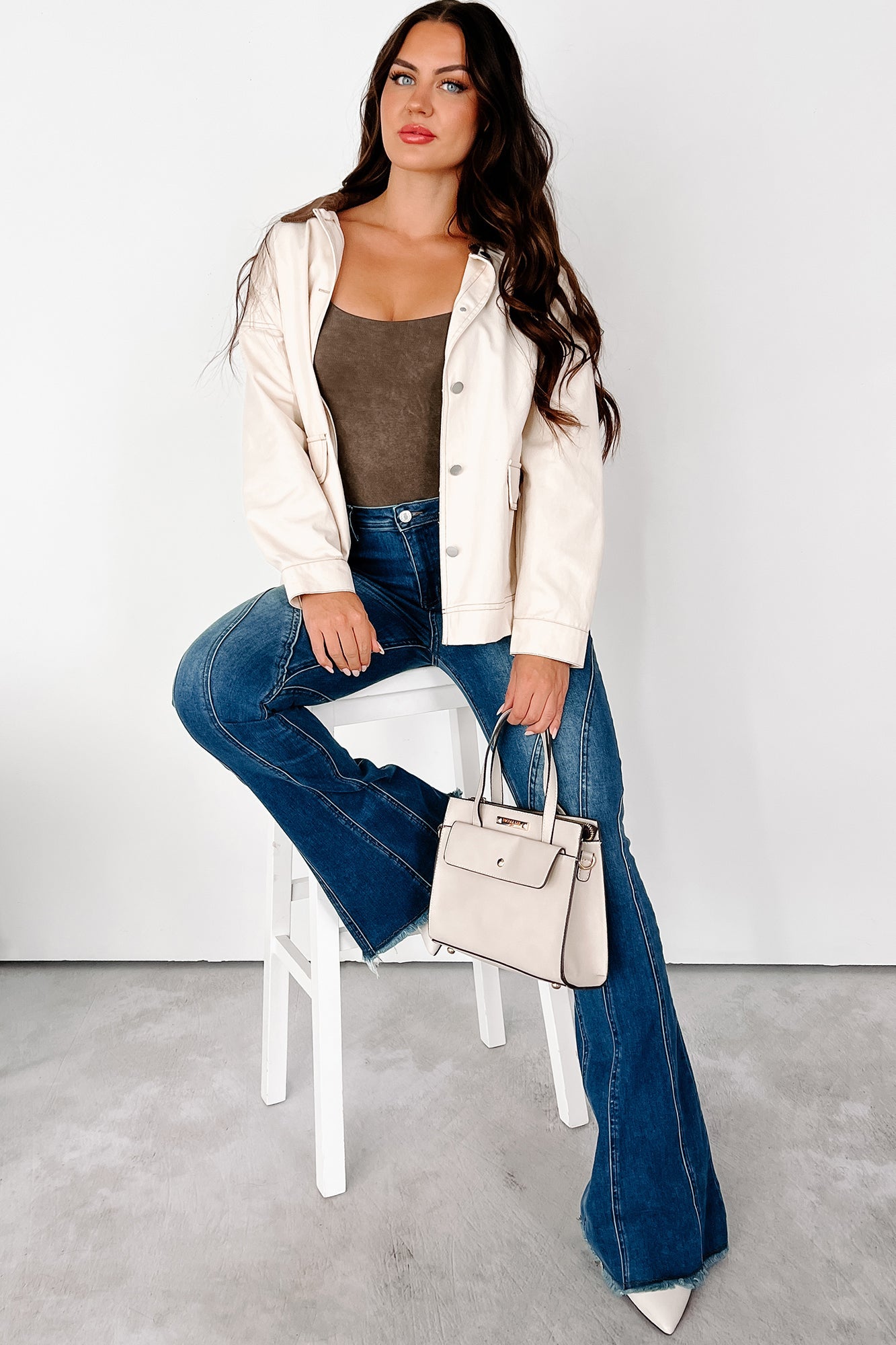 Rural Retreat Seam Detail Flare Jeans (Medium Wash)