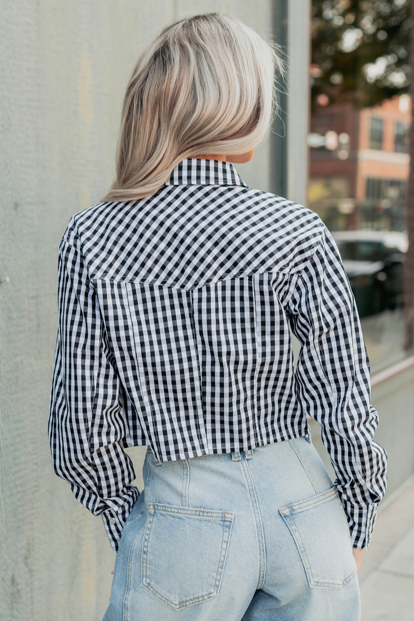Morning Markets Signature 8 Gingham Crop Shirt (Black)