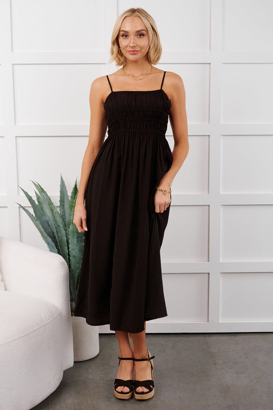 Major Flirt Sleeveless Smocked Midi Dress (Black)