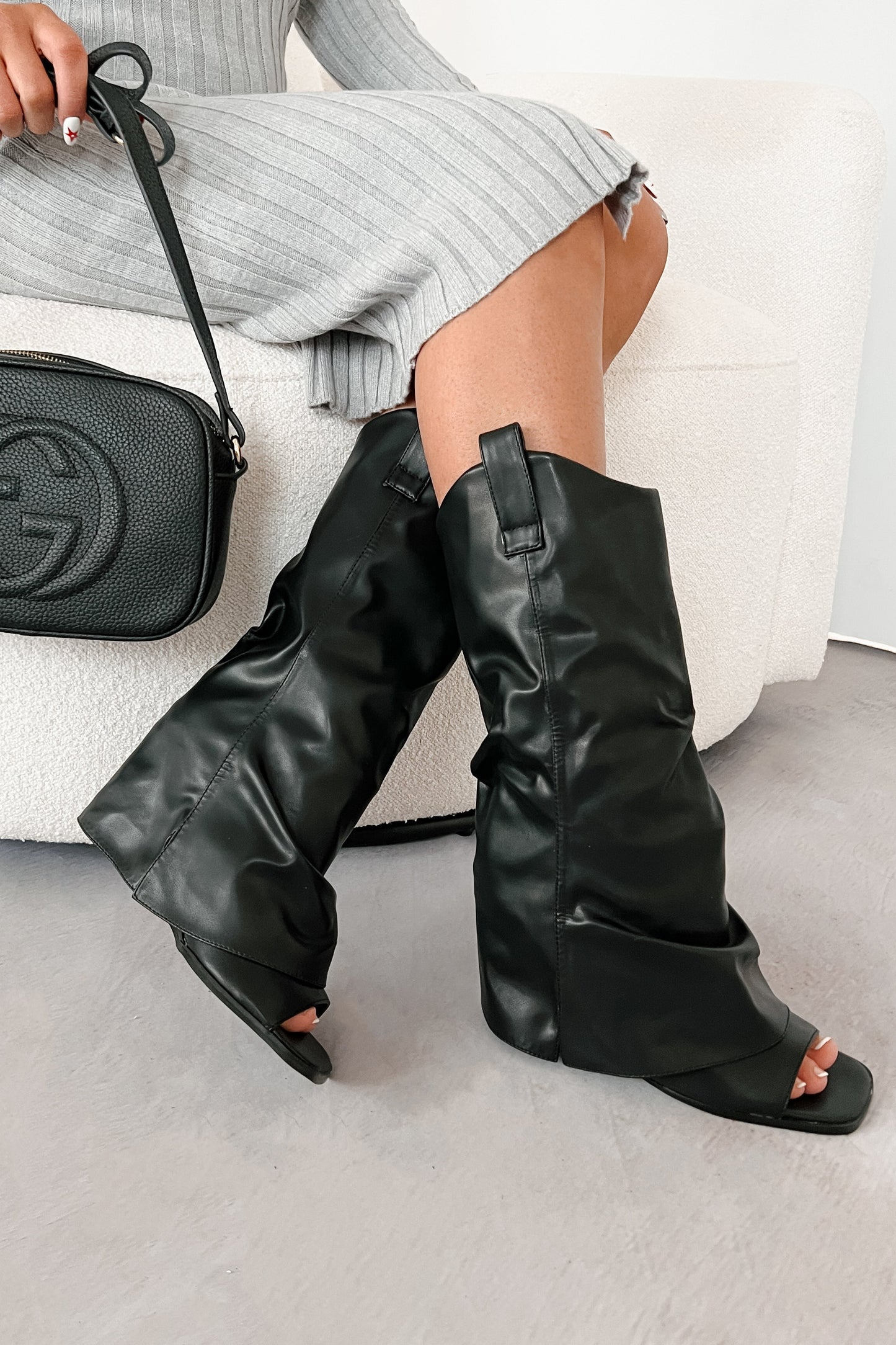 Quite Stylish Open Toe Knee High Wedge Boots (Black)