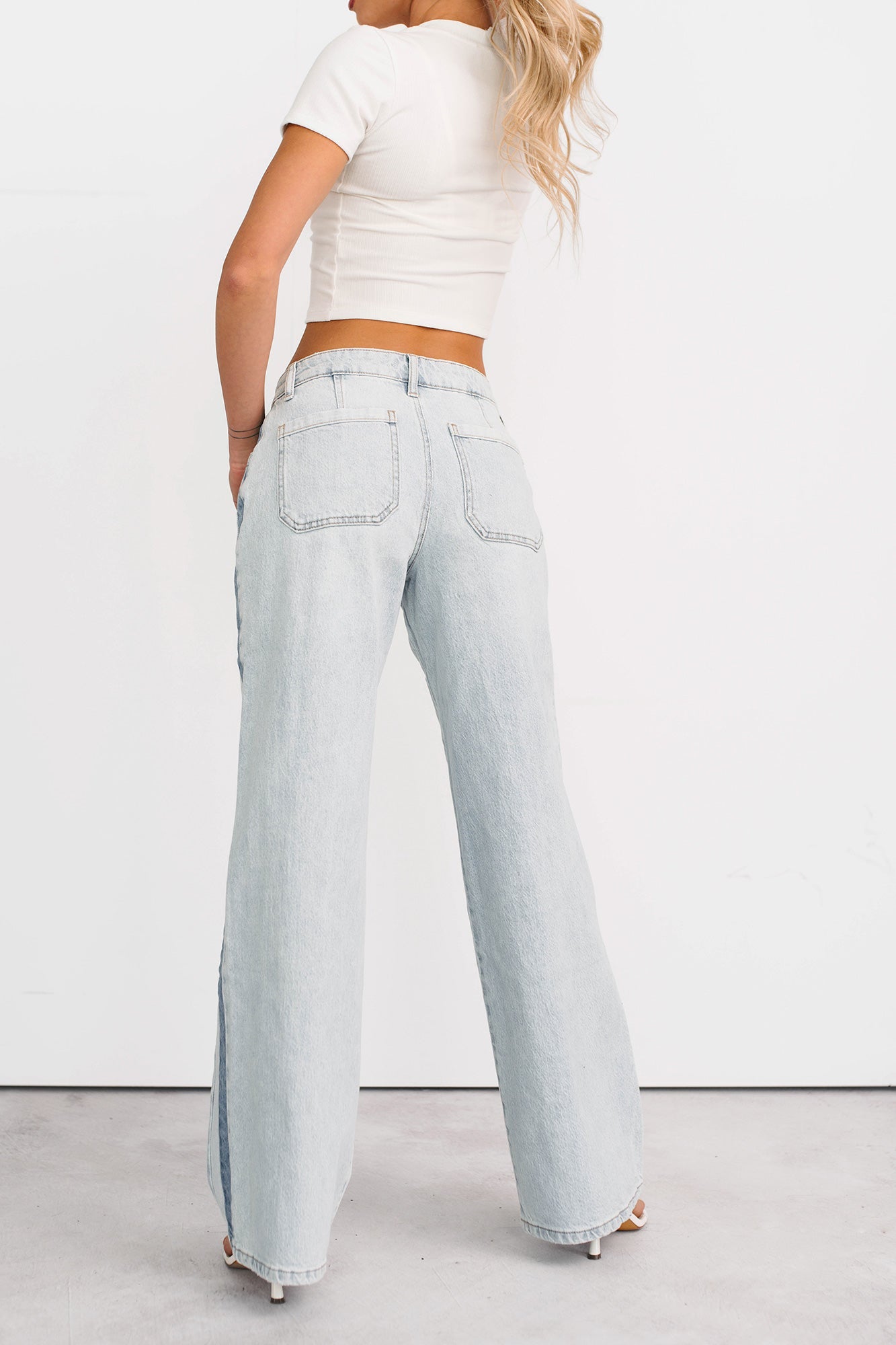 Baylor Wide Leg Contrast Kancan Jeans (Light)