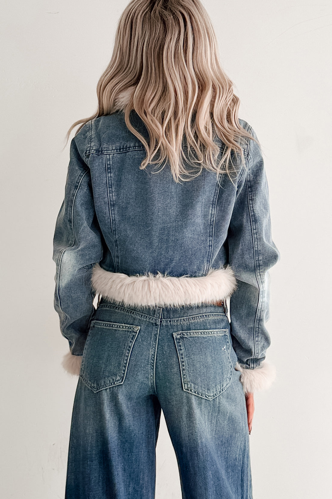 Rush Factor Faux Fur Trim Denim Crop Jacket (Denim Blue)