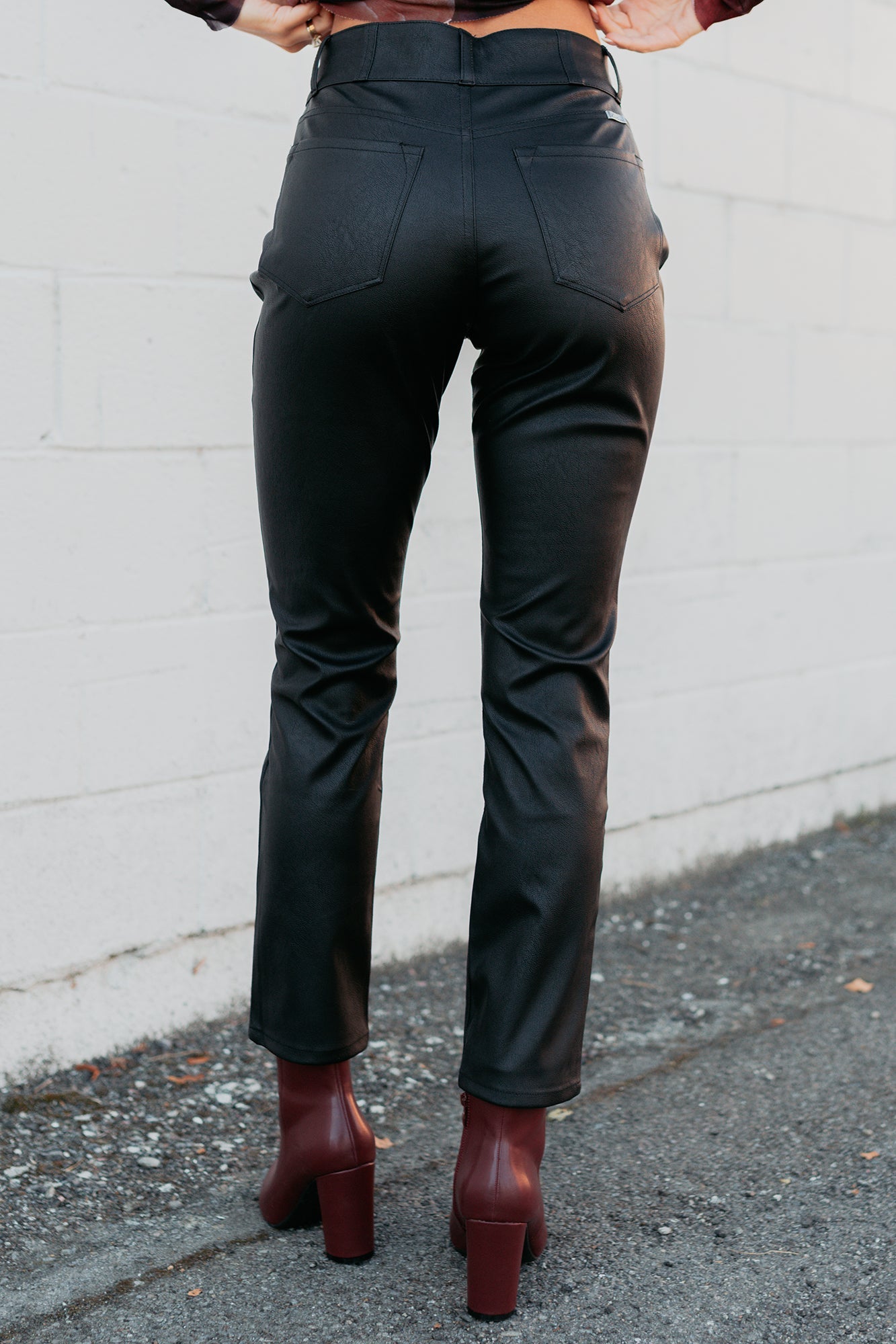 Hank Faux Leather Kancan Skinny Fit Pants (Black)