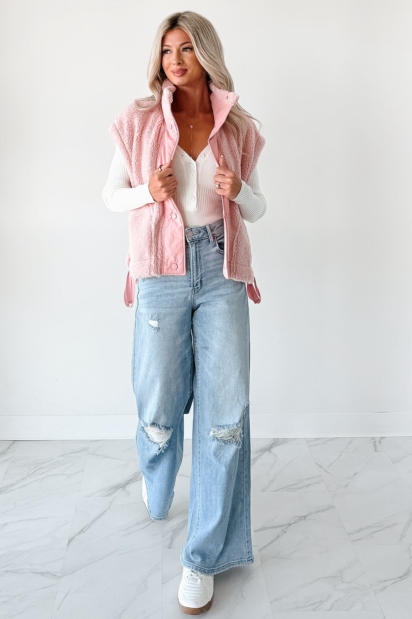 Jeremy High Rise Wide Leg Distressed Cello Jeans (Light)