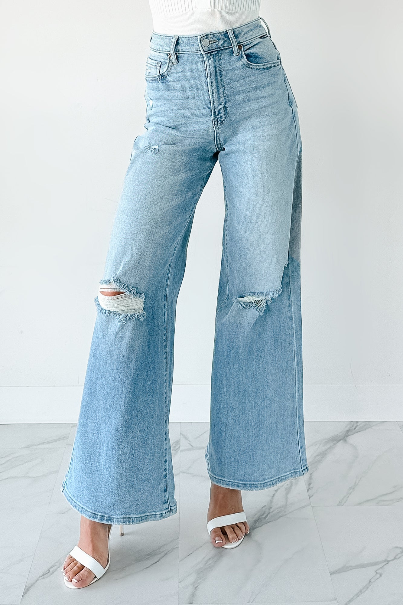 Jeremy High Rise Wide Leg Distressed Cello Jeans (Light)