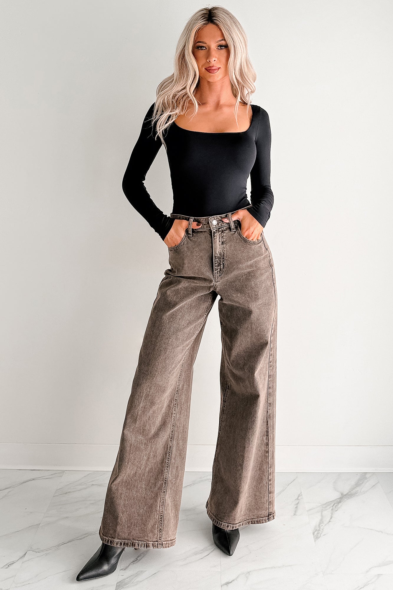 Bane High Rise Wide Leg Cello Jeans (Brown)
