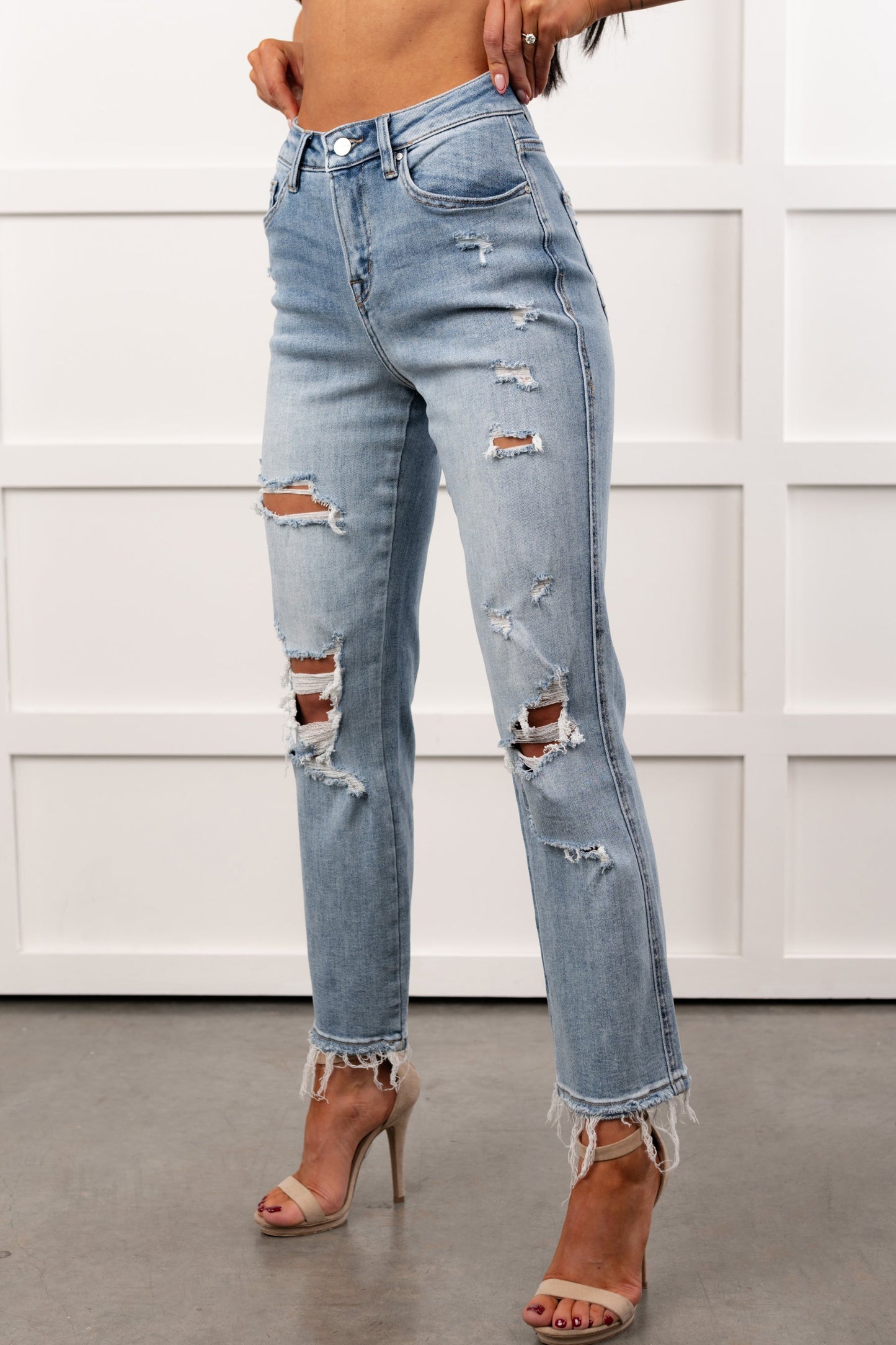 Lawrence Ripped Mica Denim Crop Jeans (Lunaria)