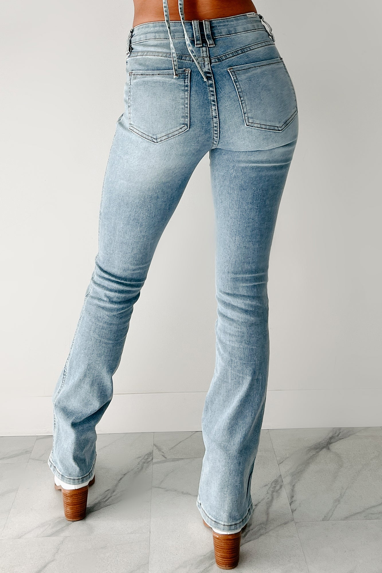 Morley High Rise Almost Famous Bootcut Jeans (Light)