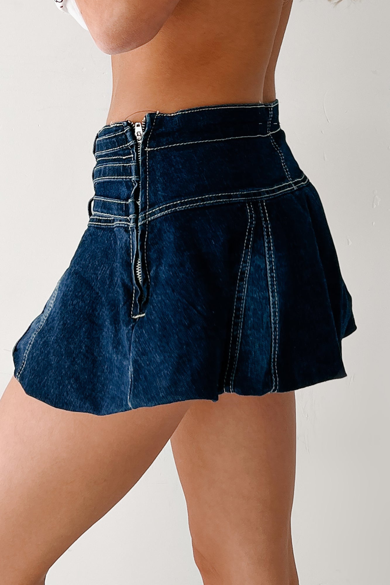 Always In Style Belted Bubble Skirt (Dark Denim)