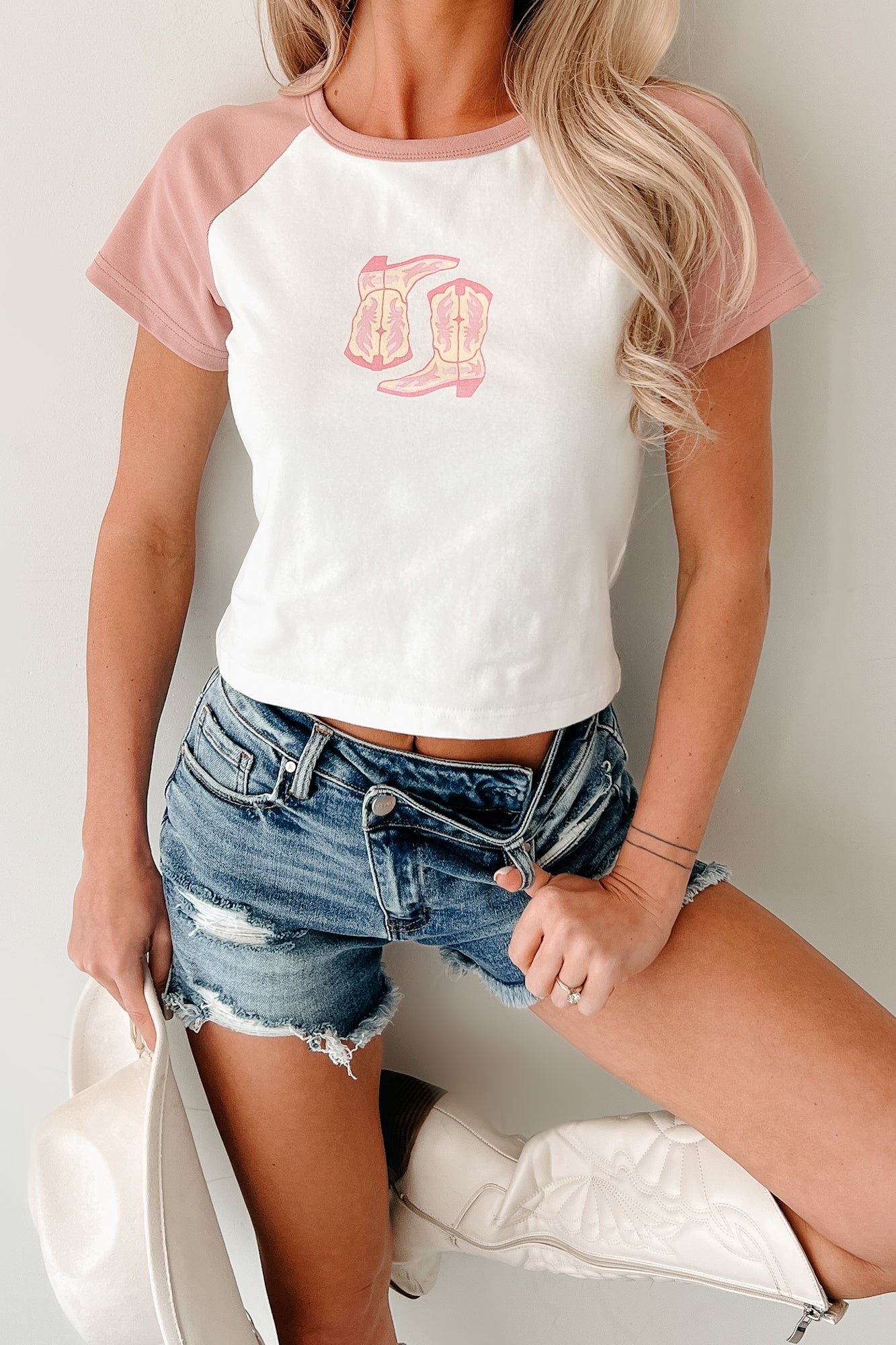 Southern Heart Cowboy Boot Graphic Tee (White/Blush)