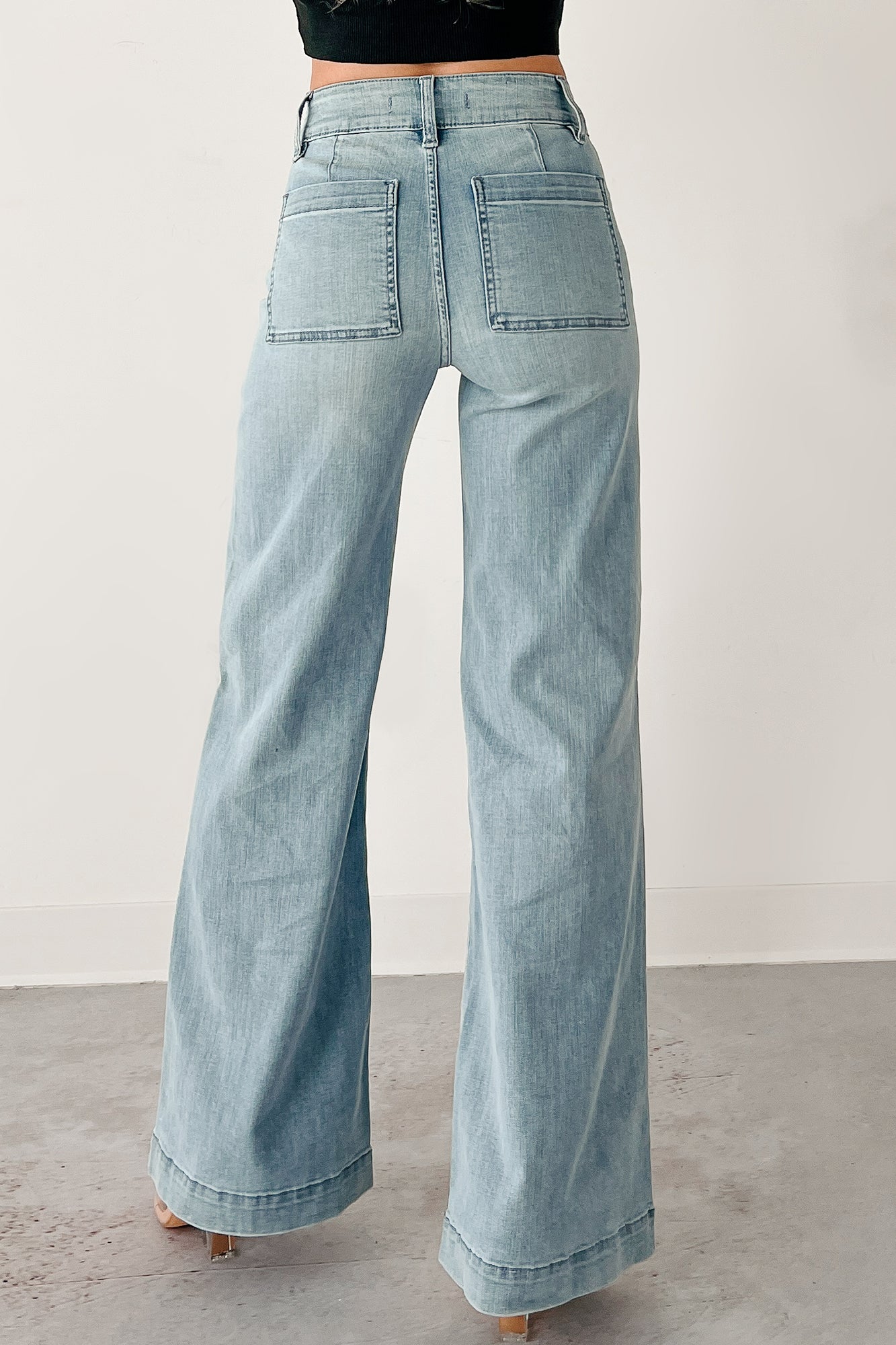 Zella High Rise Wide Leg Eunina Jeans (Medium)