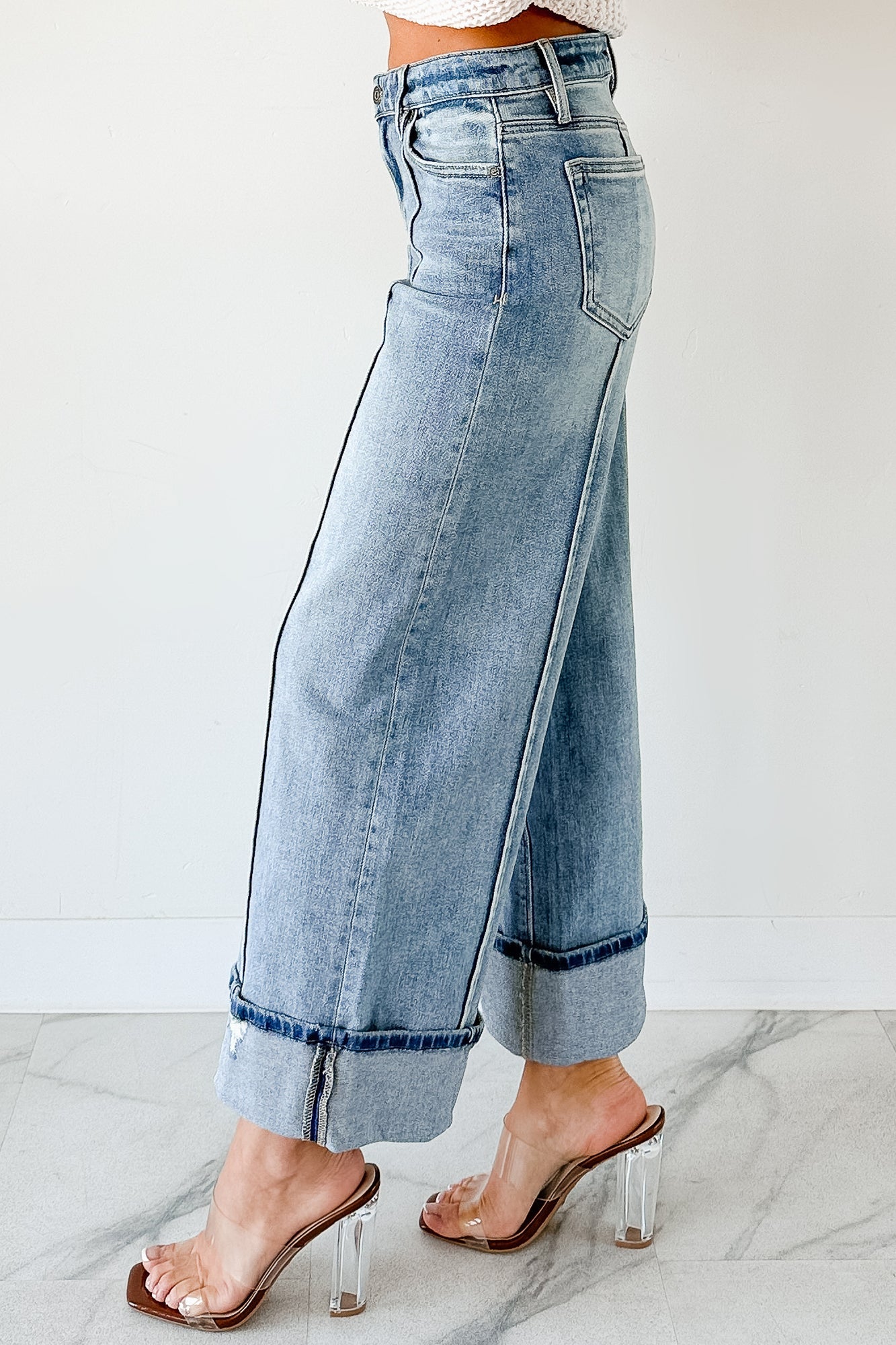 Isla Mid Rise Cuffed Wide Leg Hidden Jeans (Medium)