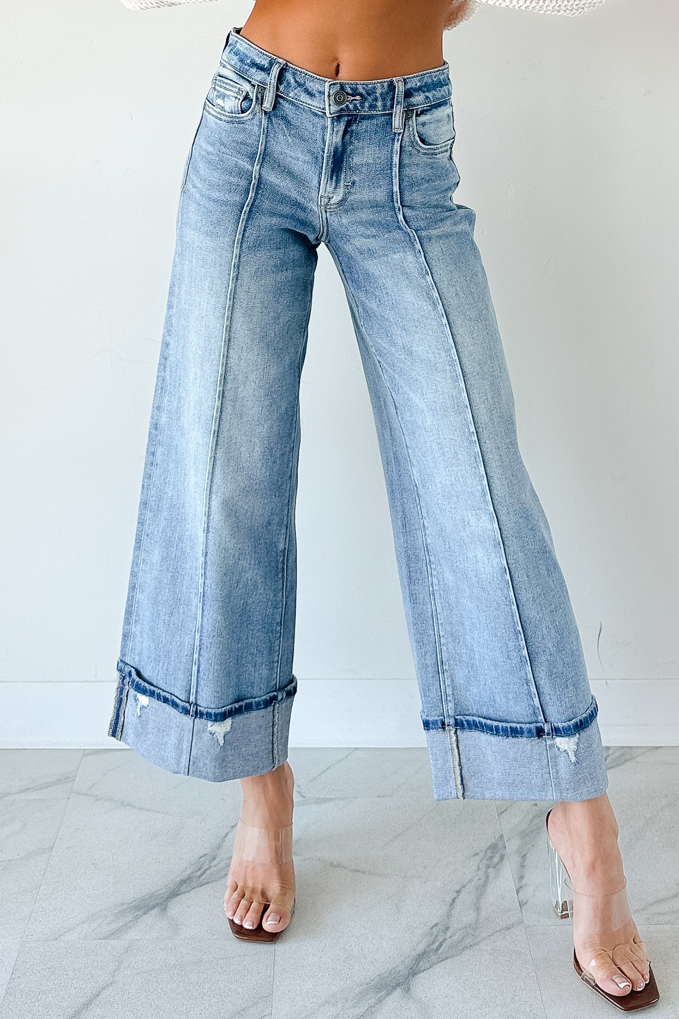 Isla Mid Rise Cuffed Wide Leg Hidden Jeans (Medium)