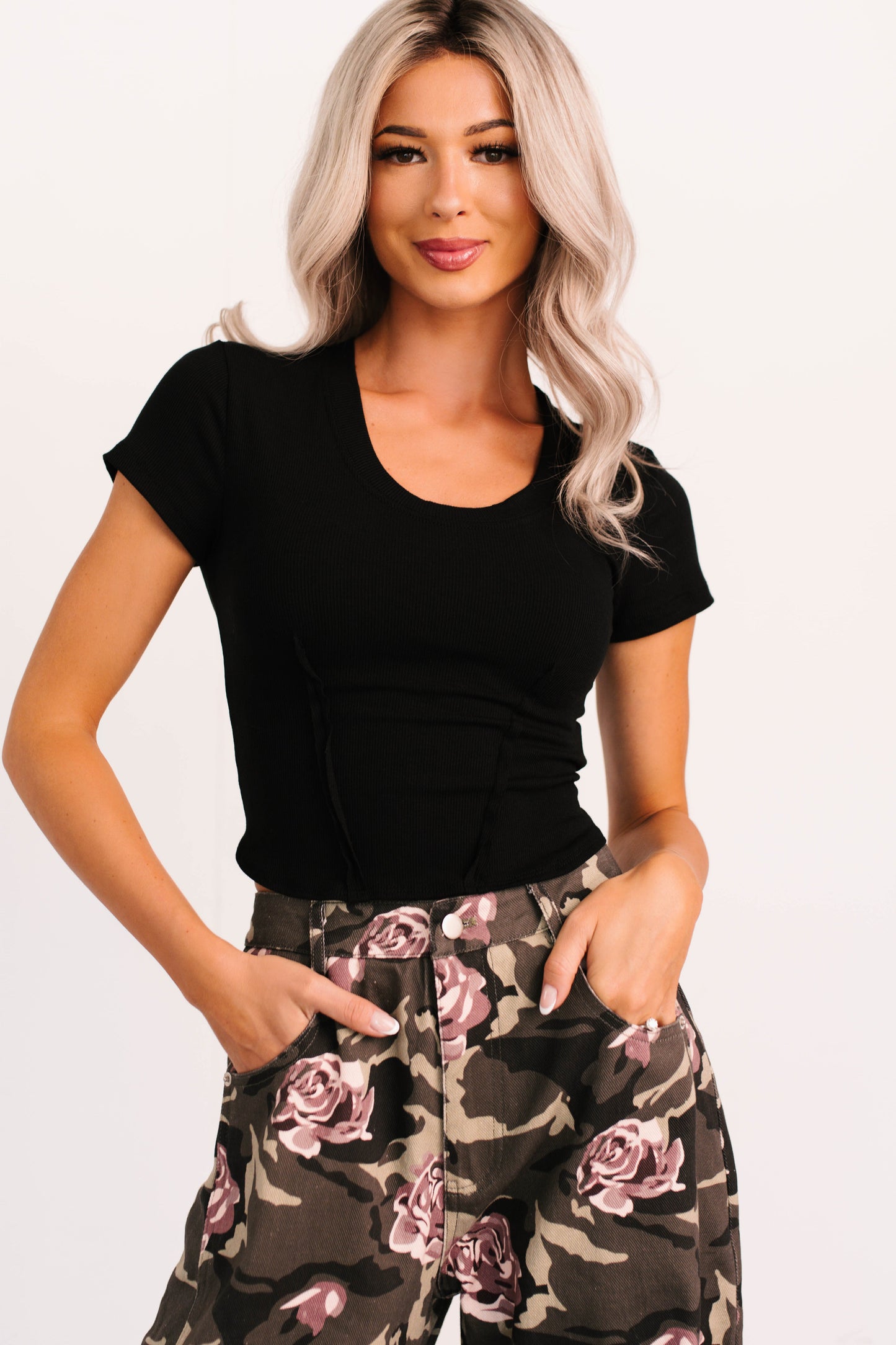 Sink Into It Raw Edge Signature 8 Crop Tee (Black)
