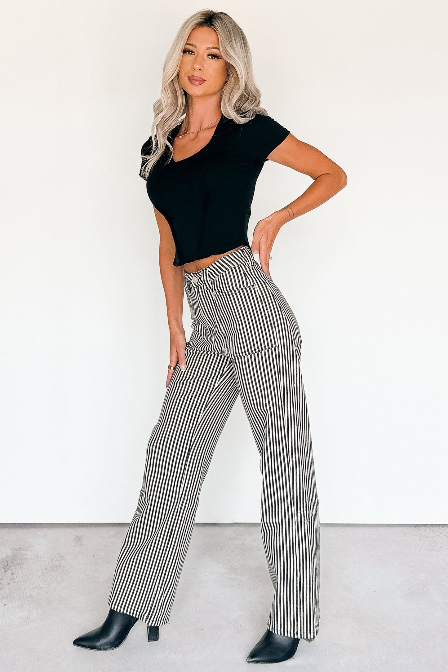 Marcus Straight Leg Striped Mica Denim Jeans (Black/Ivory)
