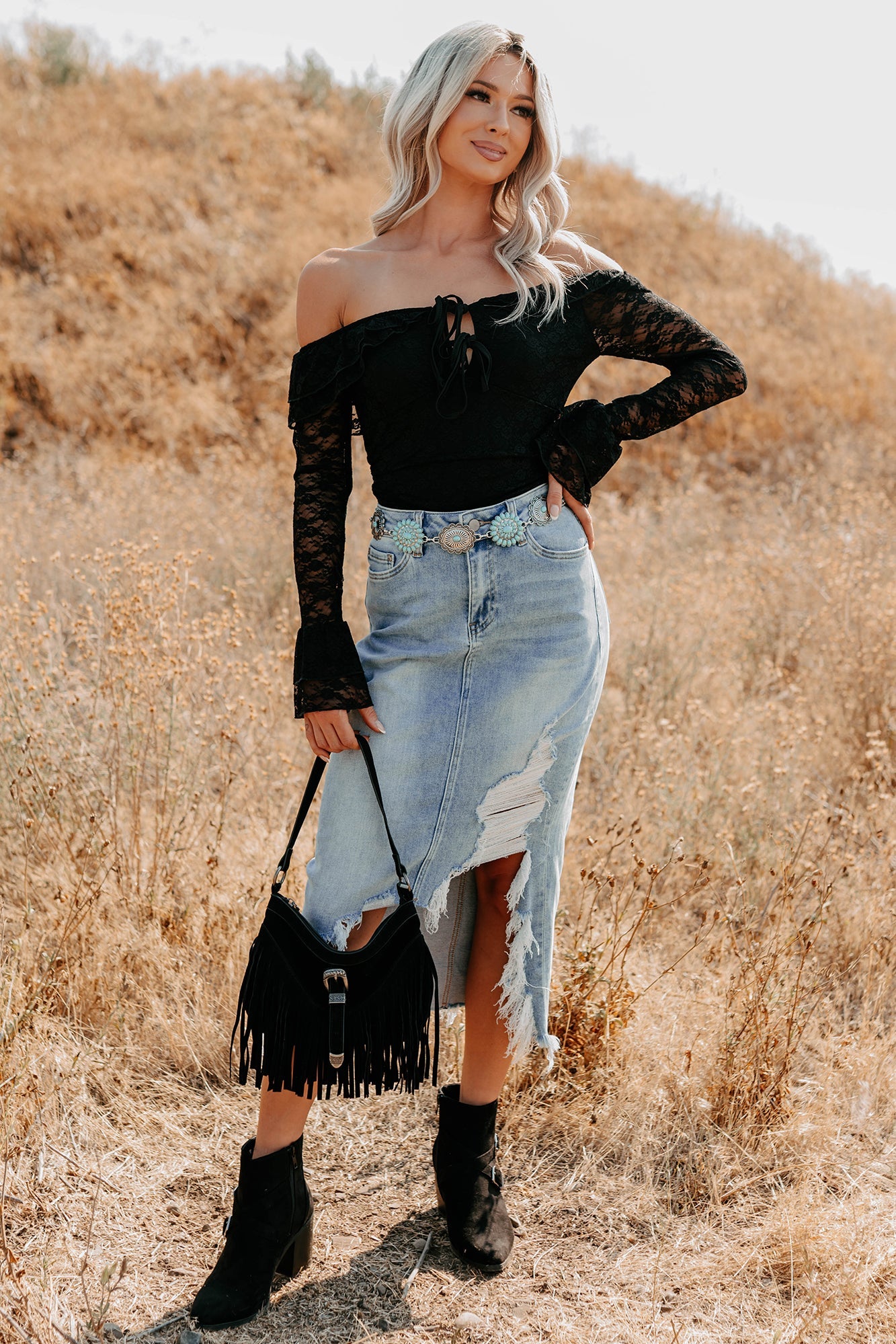 Throne Ready Off The Shoulder Lace Bodysuit (Black)