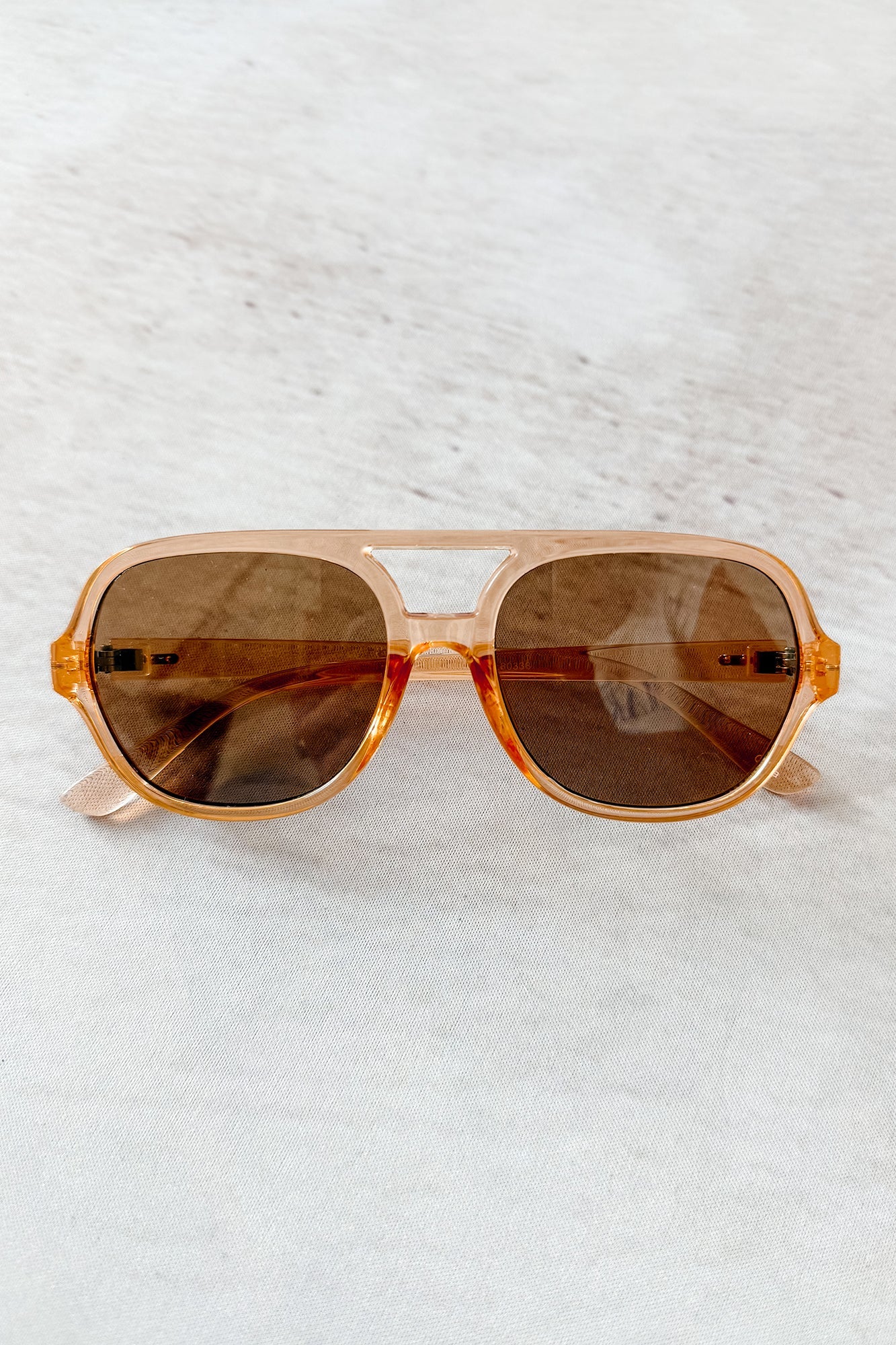 Leading Looks Aviator Sunglasses (Multiple Color Options)