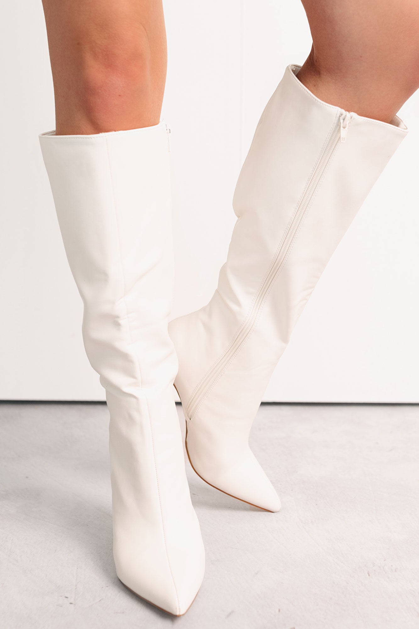 Radiant Edge Knee High Faux Leather Boots (White)