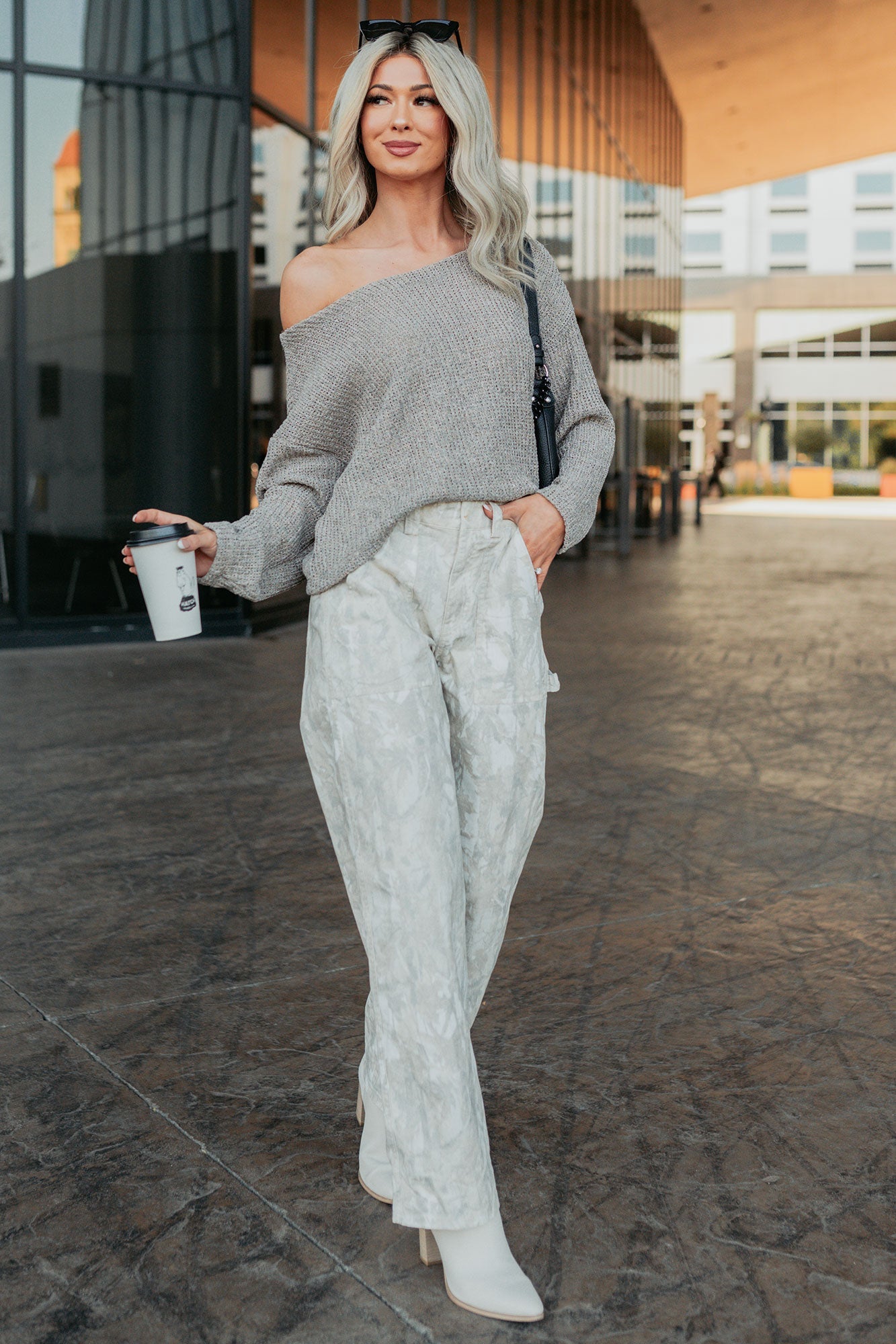 Quiet & Close Wide Neck Sweater (Taupe)